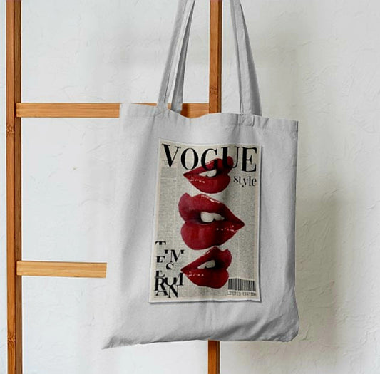 Vogue Chic Tote Bag - Aesthetic Phone Covers - Culltique