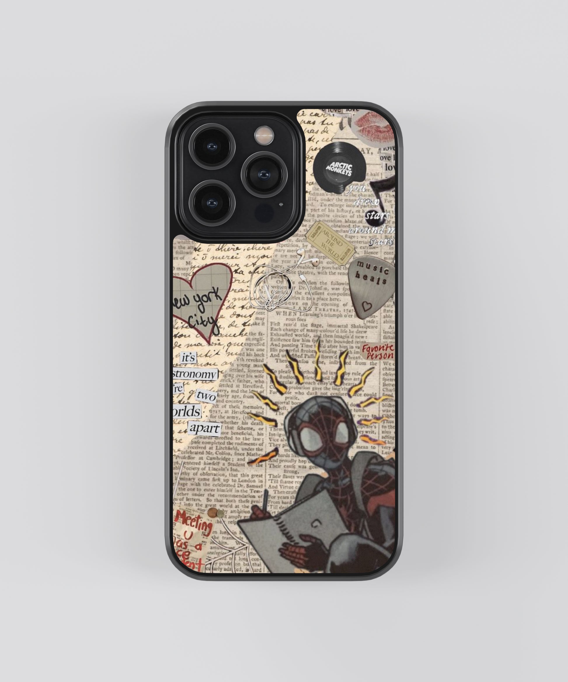 Spider-Man Vintage Glass Phone Case Cover - Aesthetic Phone Cases - Culltique